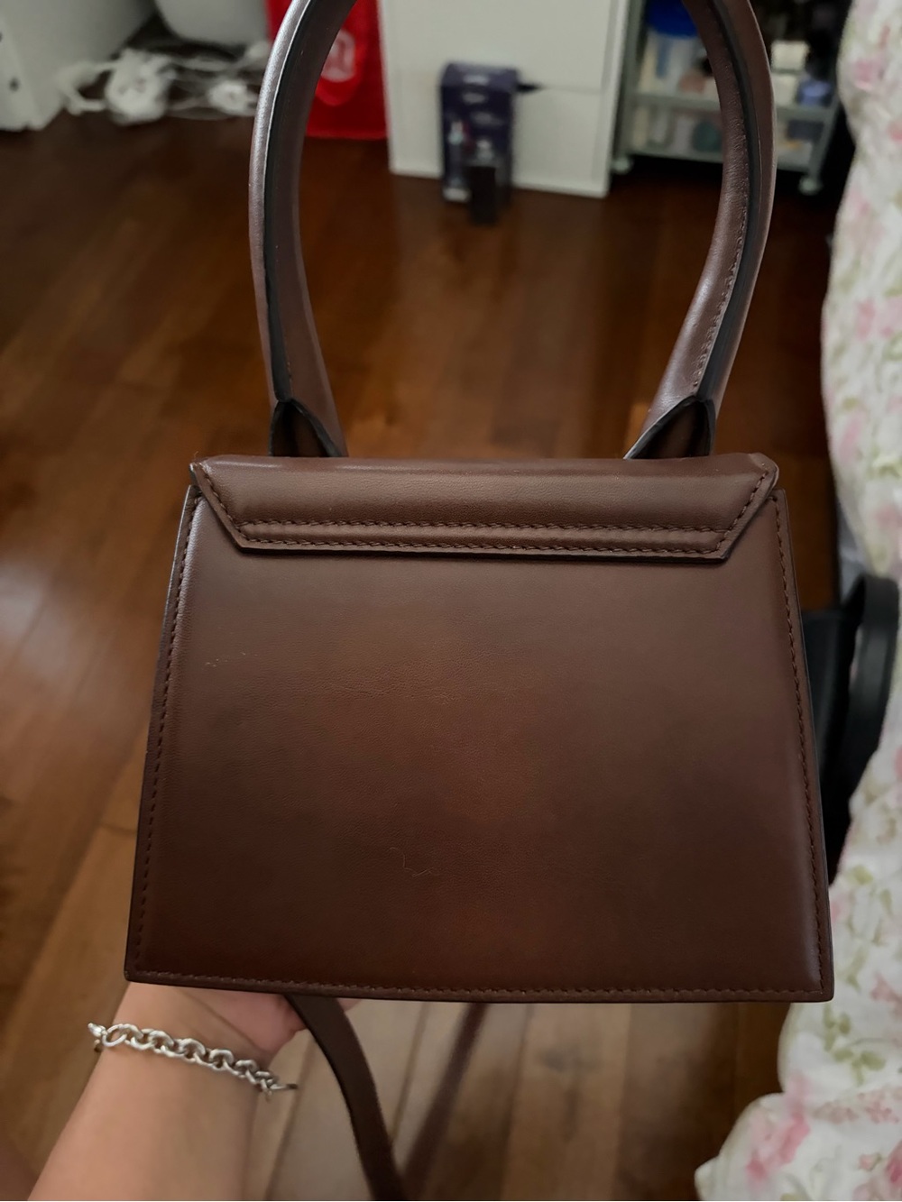 Jacquemus Brown Mini Leather Top-Handle Bag with Gold Logo - Picture 6 of 7